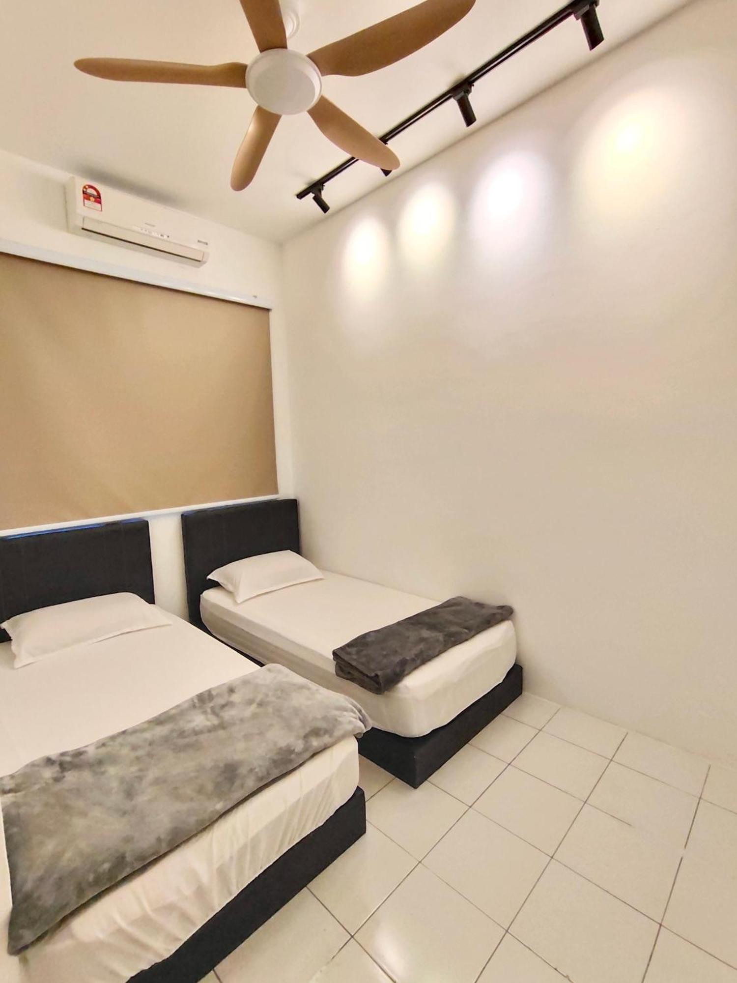 Sakura 1 Homestay Kampar Landed Екстериор снимка